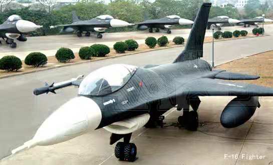 华池仿真充气飞机沙场应用